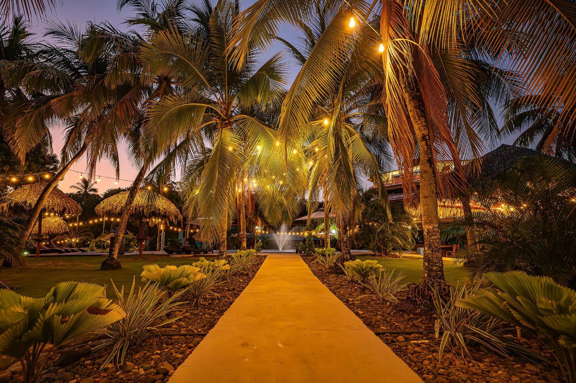 Beach Break Resort & Cr Surf Camp Хако Екстер'єр фото