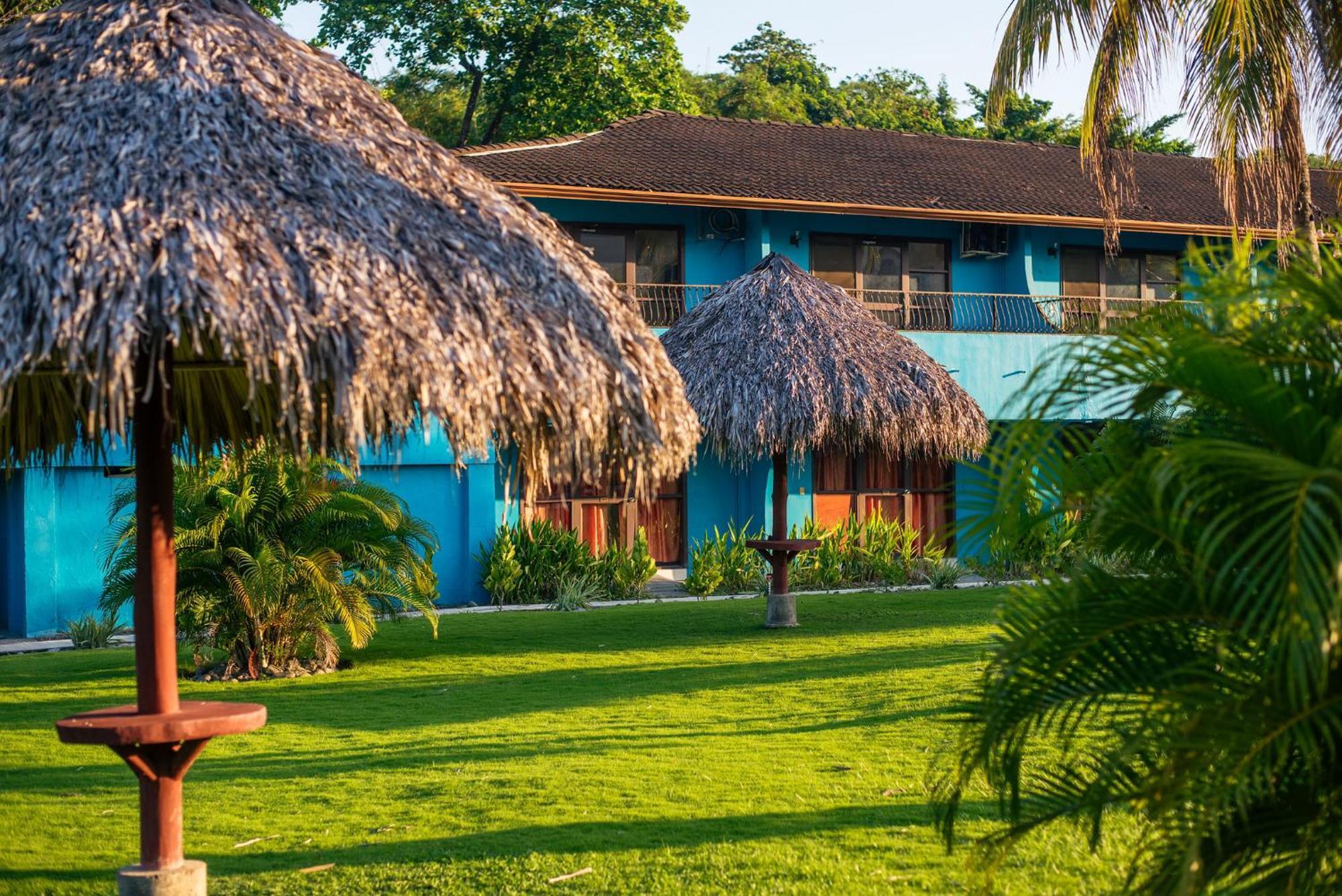 Beach Break Resort & Cr Surf Camp Хако Екстер'єр фото