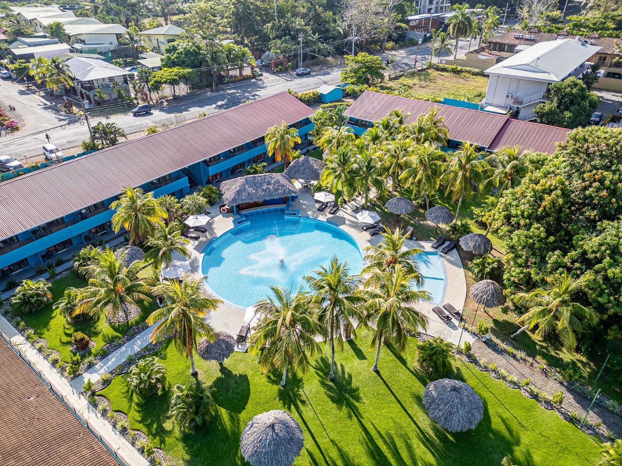 Beach Break Resort & Cr Surf Camp Хако Екстер'єр фото
