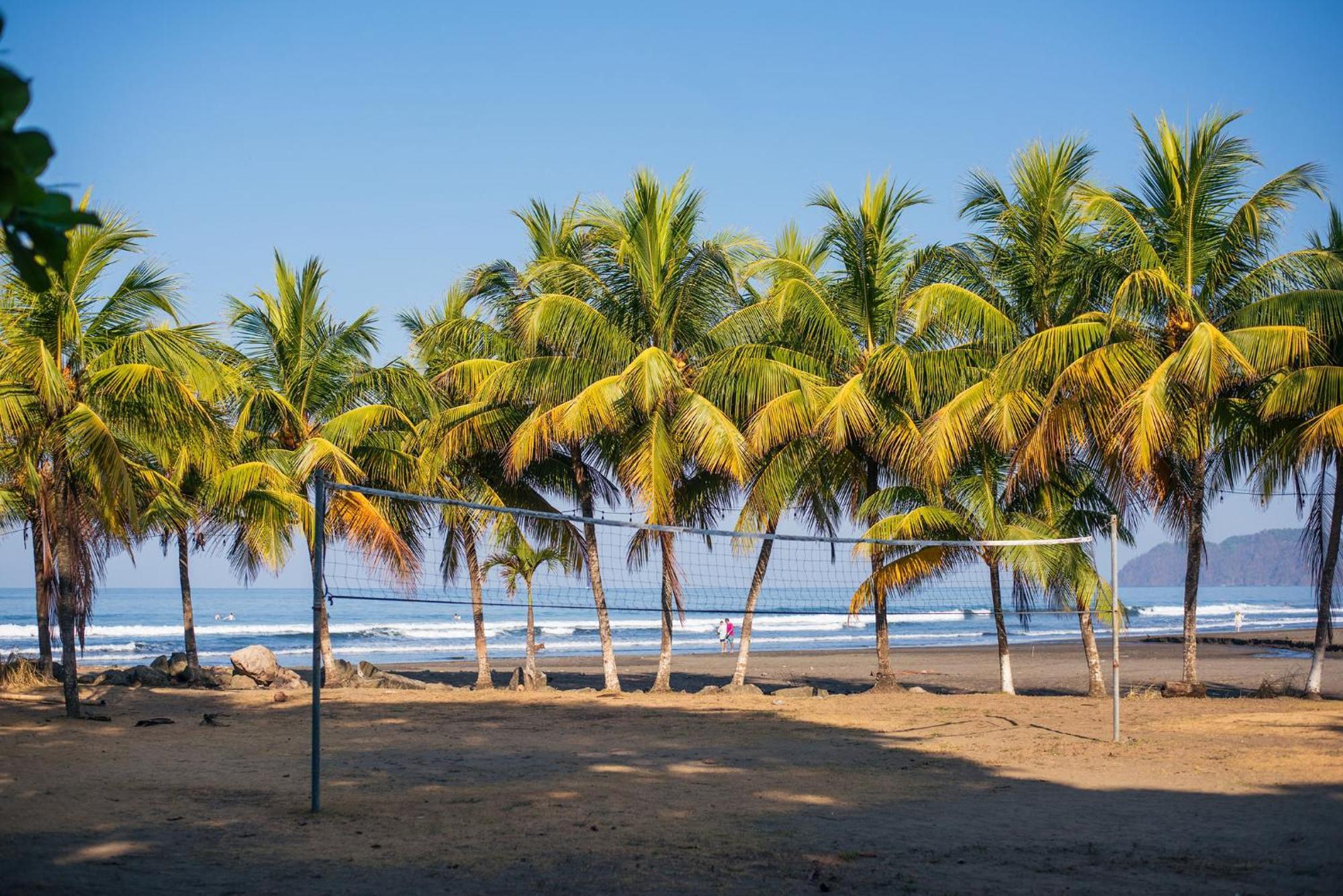 Beach Break Resort & Cr Surf Camp Хако Екстер'єр фото
