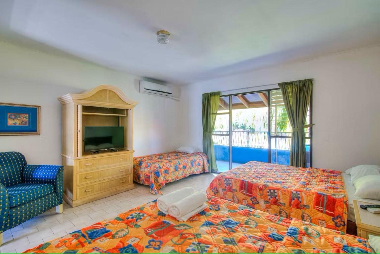 Beach Break Resort & Cr Surf Camp Хако Екстер'єр фото